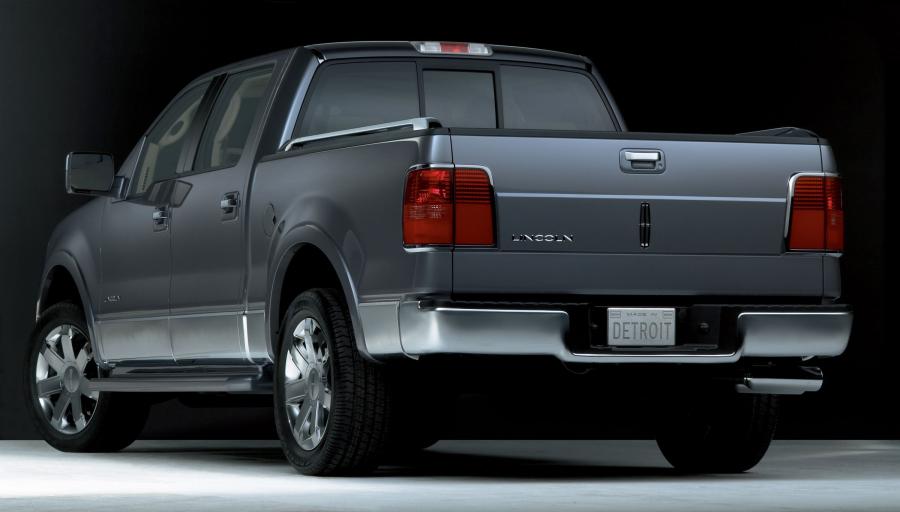  Lincoln Mark LT Concept 2004 года  (фото 29 из 51)
